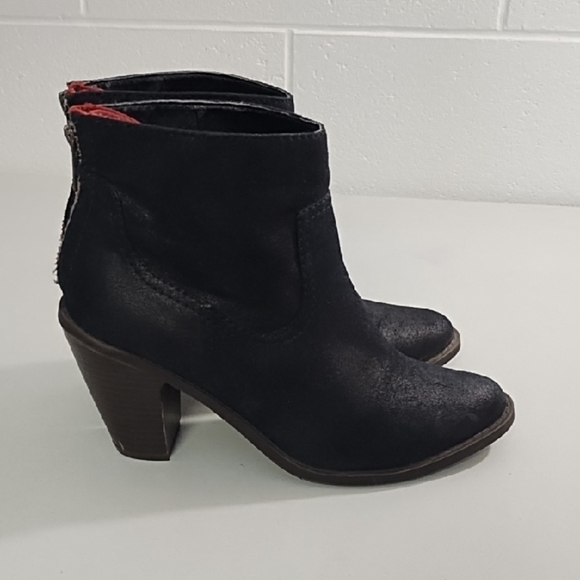 Vintage Massimo Black Heeled Ankle Boots Zip Back Red Opening Rubber Soles - Picture 1 of 16